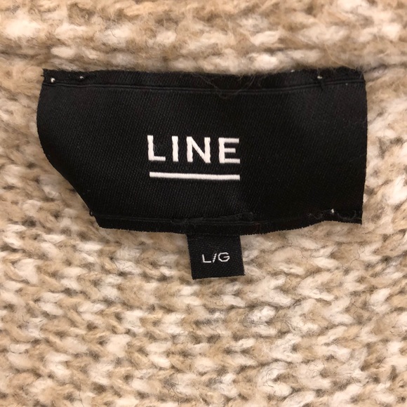 LINE Intarsia-Knit Asymmetric Sweater - Picture 6 of 7